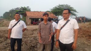 Kabid PSDA Monitoring Normalisasi Di Suangai Pembuangan Kabupaten Bekasi