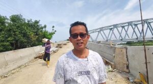 Jembatan Penghubung Desa Pantai Bakti dan Pantai Mekar Tidak Aman Akibat Pekerjaan Oprit yang Kurang Tepat