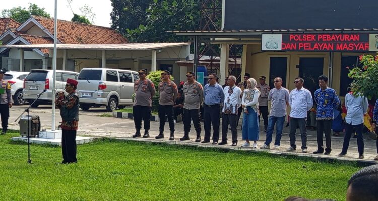 Kenal Pamit Kapolsek Pebayuran AKP Hotma Sitompul, SH. MH. Serahkan Jabatan kepada AKP Iing Suhaeri, SH. MH.