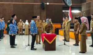 56 Pejabat Fungsional Dilantik Bupati Bekasi