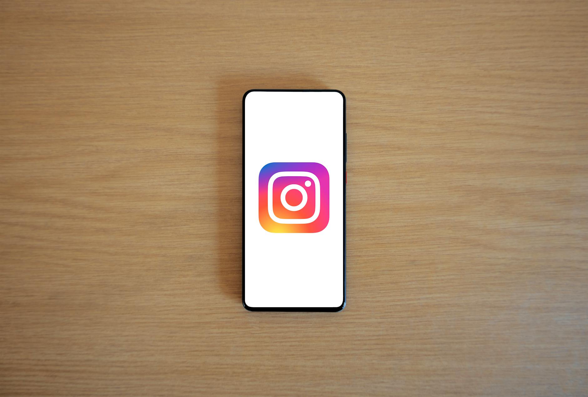 Fitur baru instagram terbaru menawarkan kemampuan untuk membuat konten lebih menarik dan interaktif dengan pengguna