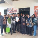 Diantar Ratusan Pendukung, Riky Rucdiana Sudrajat Resmi Daftar sebagai Bakal Calon Kepala Desa Lenggahjaya