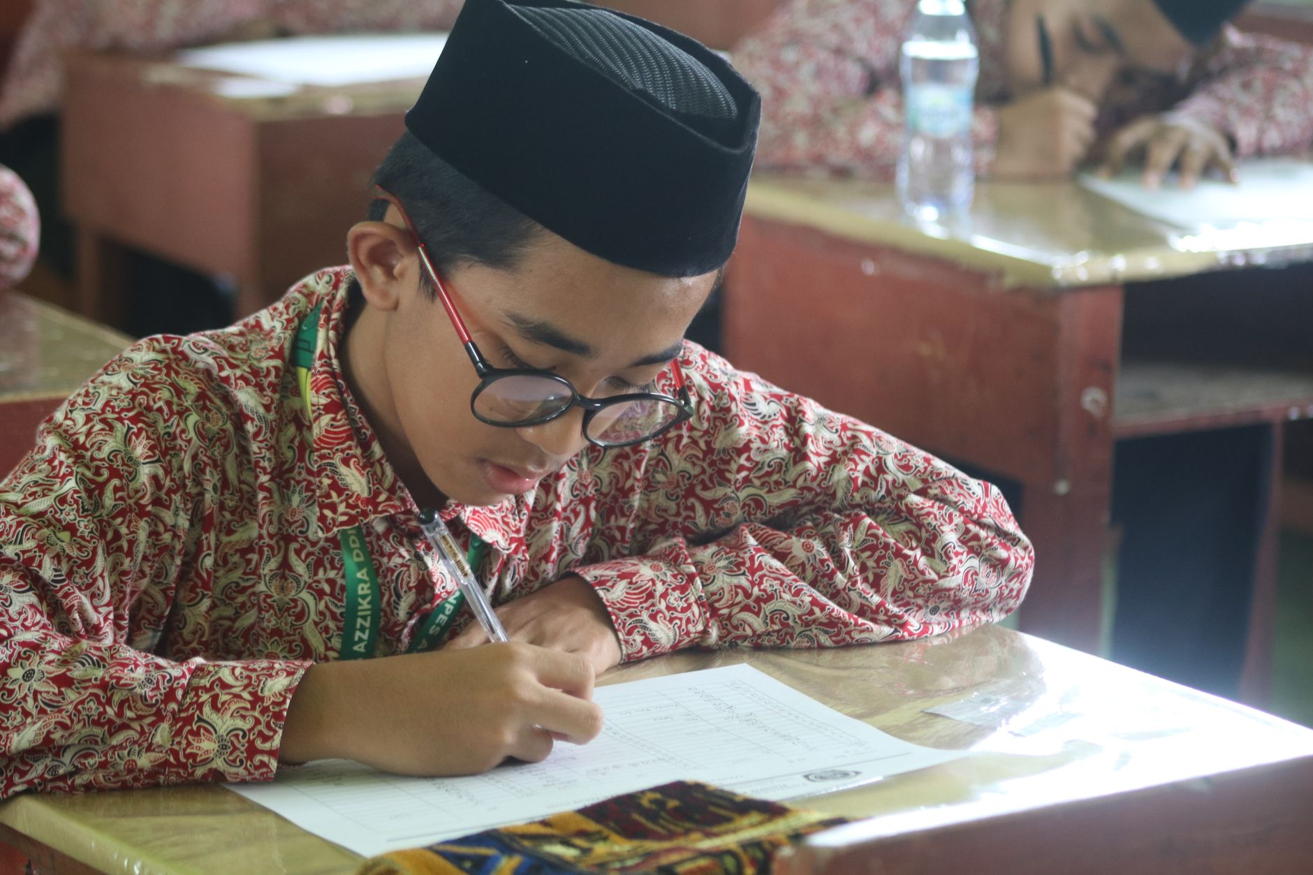 Pembelajaran aktif di kelas dengan siswa dan guru saling berinteraksi